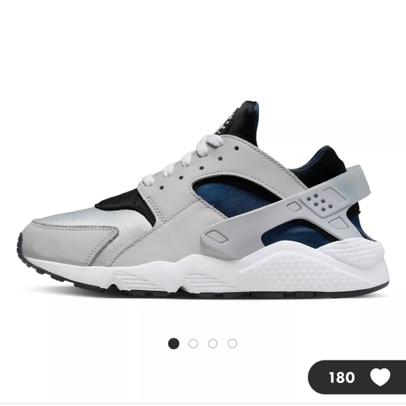 Shoes - Picture 2 of 7